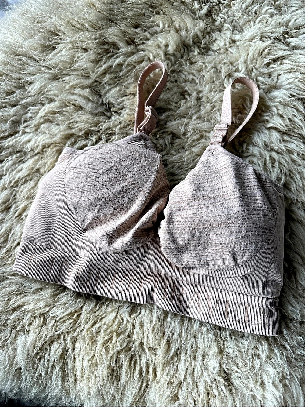 Kindred Bravely Sublime Hands-Free Pumping & Nursing Bra Beige Medium